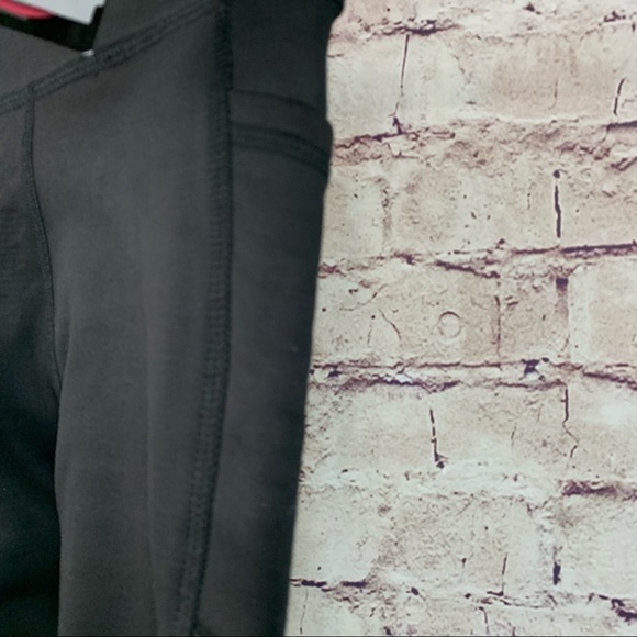 Stitch Fix Extreme Black Fleece Leggings - Picture 4 of 11